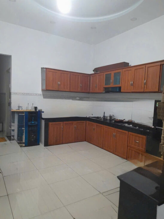 CHO THUÊ NHÀ 3 TẦNG 4 X 20M – TRUNG MỸ TÂY, Q.12 – GIÁ CHỈ 8 TRIỆU/T HẺM XE TẢI