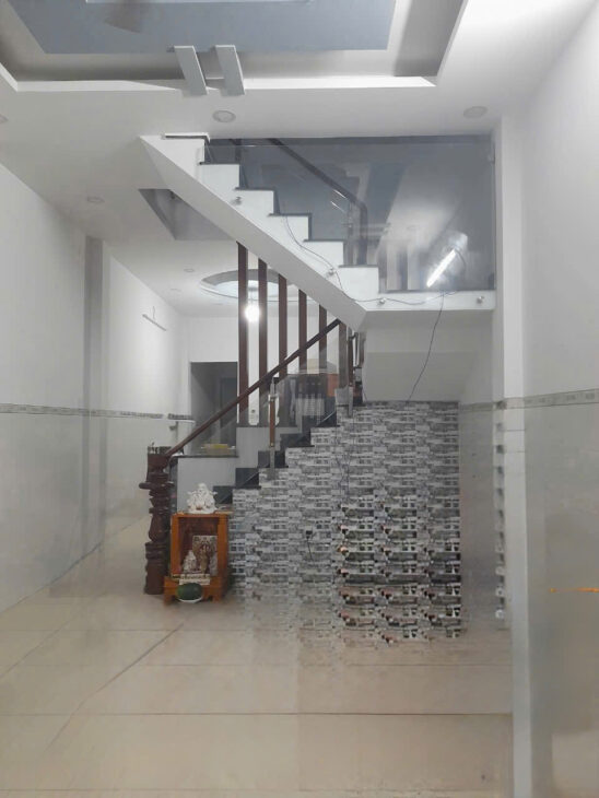 CHO THUÊ NHÀ 3 TẦNG 4 X 20M – TRUNG MỸ TÂY, Q.12 – GIÁ CHỈ 8 TRIỆU/T HẺM XE TẢI