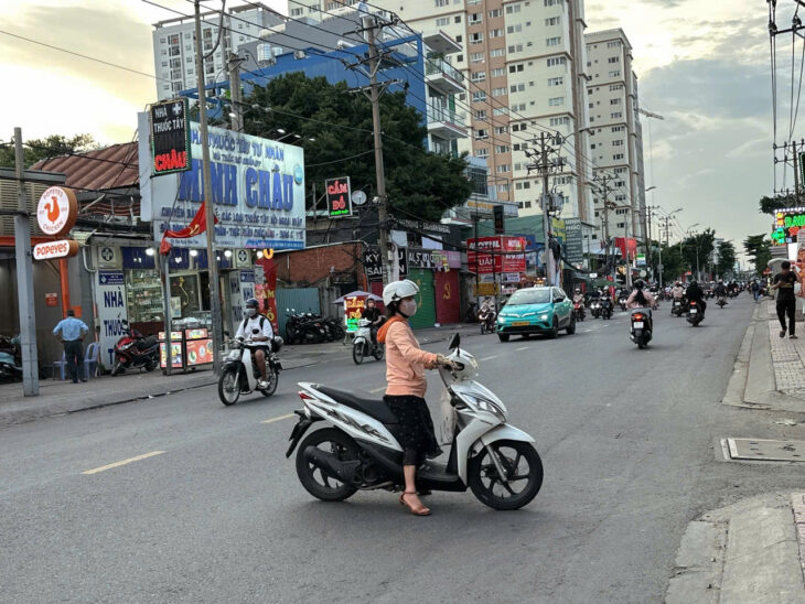 BÁN GÂP CĂN GÓC MẶT TIỀN NGUYỄN XÍ BÌNH THẠNH- DOANH THU 45TR/THANG- GIẢM 1TY- THƯƠNG LƯỢNG LỘC LÁ