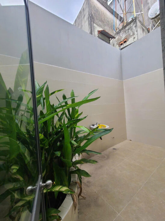 cần bán gấp nhà tô Ký.giảm liên tiếp 300tr chào 5.3 tỷ. Gấp giảm 200tr chào 5.6 tỷ TL Gấp giảm
