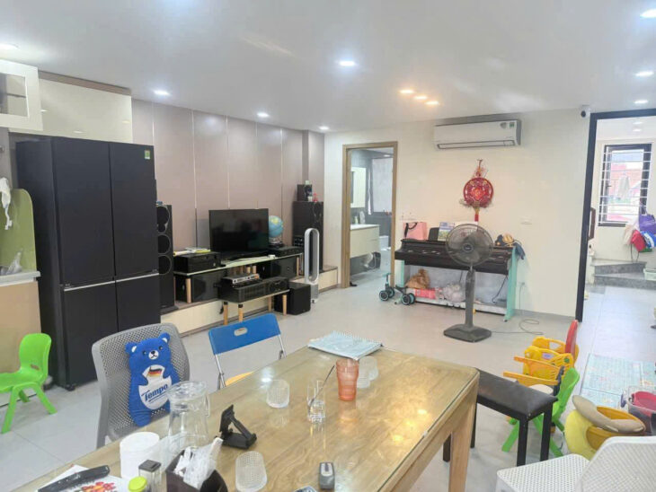 PHÂN LÔ – Ô TÔ QUA NHÀ – 7 TẦNG THANG MÁY – KINH DOANH ĐỈNH – HÀNG XÓM QUẬN UỶ ĐỐNG ĐA