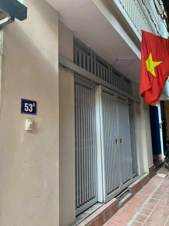 NHÀ ĐẸP – GIÁ TỐT – CHÍNH CHỦ Cần Bán Nhà Vị Trí Đẹp Tại Đường Lạc Long Quân, Tây Hồ, Hà Nội