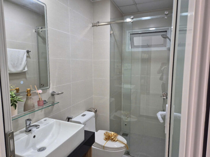 Chính chủ bán gấp trả nợ Bank DA Conic Boulevard 2pn 84m2, giá 1.7ty, em hiện đang cho thuê