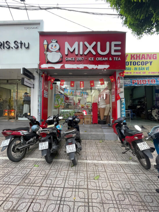 Quận Thủ Đức ! MB ĐẸP LẮM ! CHO THUÊ MB GIÁ RẺ : 15 tr ! MT đường lớn khu kinh doanh sầm uất,