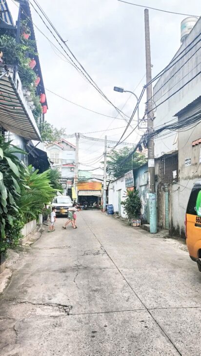 NHÀ ĐẸP – HẺM 8M NHƯ MẶT TIỀN – TRỆT LỬNG 3 PHÒNG NGỦ – CHỈ VIỆC Ở
