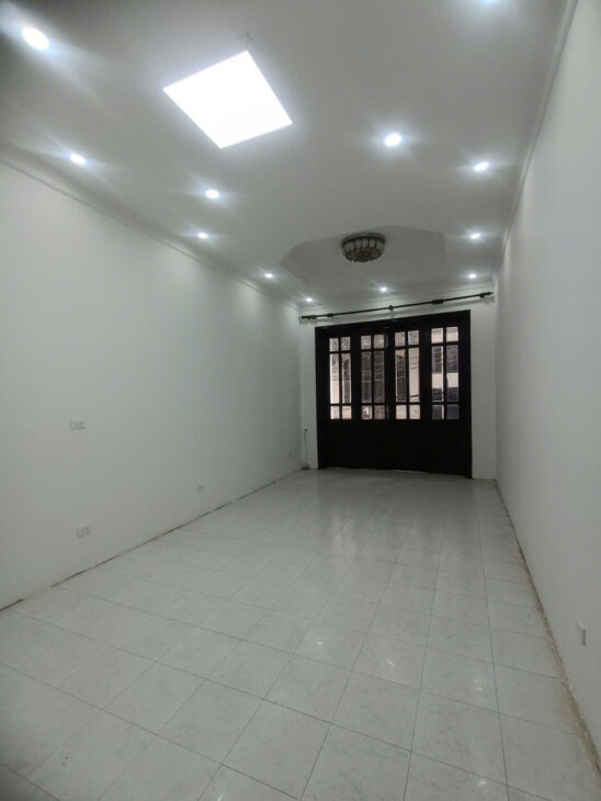 KIM ĐỒNG, HOÀNG MAI, 48 M2 , 5 TẦNG, MẶT TIỀN 4,2 M, GIÁ NHỈNH 17 TỶ,