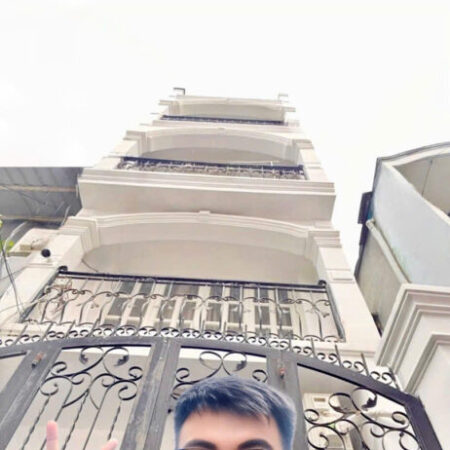 7 TỶ NHỈNH: QUẬN 3 CMT8- HẺM XE TẢI- 5 TẦNG 7 PHÒNG- THU NHẬP 500 TR/NĂM,Ở & ĐẦU TƯ. VŨ: 0933910039