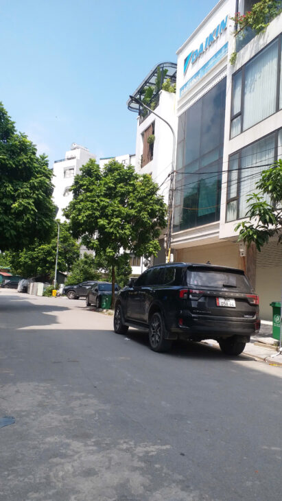 Bán đất phân lô 120m2 Trịnh Văn Bô, phù hợp xây tòa văn phòng, căn hộ cho thuê