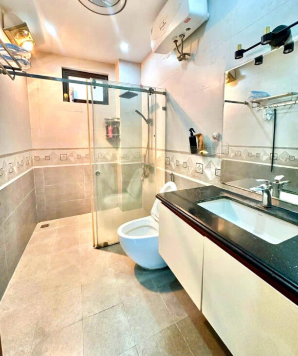 BÁN NHÀ XUÂN ĐỈNH – 48M X MẶT TIỀN 5M X 7 TẦNG THANG MÁY – PHÂN LÔ – Ô TÔ ĐỖ CỔNG – 12 TỶ