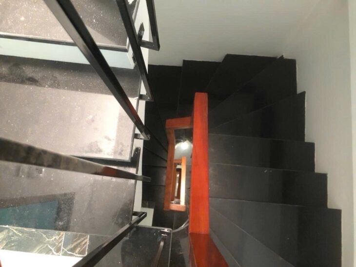 NHÀ ĐẸP,XÂY MỚI VĂN HƯƠNG TÔN ĐỨC THẮNG- 5TẦNG -DT 33M2 -MT 4.2m giá chỉ, 7.5 TỶ