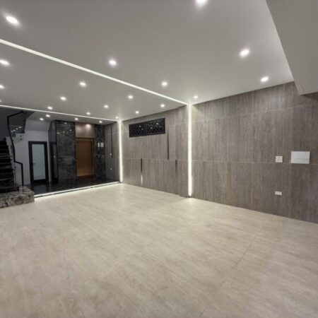 Trung tâm BA ĐÌNH – Phân lô ô tô tránh – Kinh Doanh bất chấp – Gần Hồ Tây – 55m x 8 tầng x 4.5m –