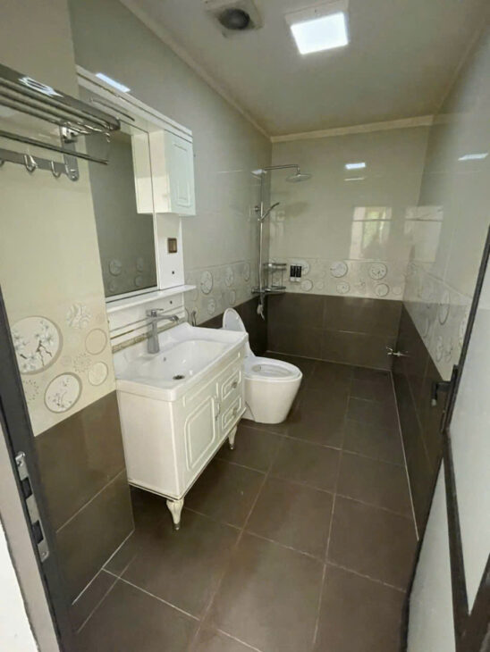 Bán gấp nhà 4 tầng gần 40m2 tại Yên Nghĩa- Hà Đông vừa ở vừa cho SV thuê, thu nhập ổn định