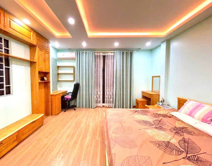 BÁN NHÀ LẠC LONG QUÂN – 76M² X 4 TẦNG – PHÂN LÔ– Ô TÔ – 3 THOÁNG – DÂN XÂY– KINH DOANH – 16.8 TỶ