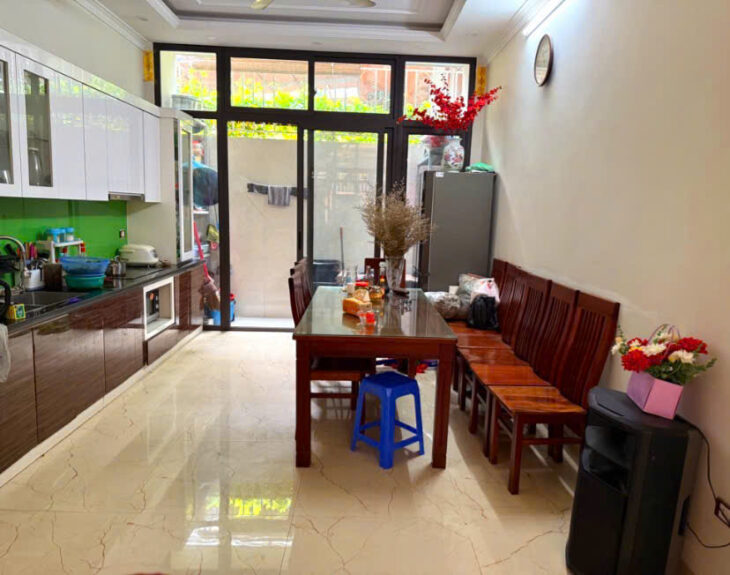 BÁN NHÀ NGUYỄN KHÁNH TOÀN – 62M² – 6 TẦNG – DÂN XÂY – PHÂN LÔ – Ô TÔ – NGÕ THÔNG RỘNG – GIÁ CHỈ 16