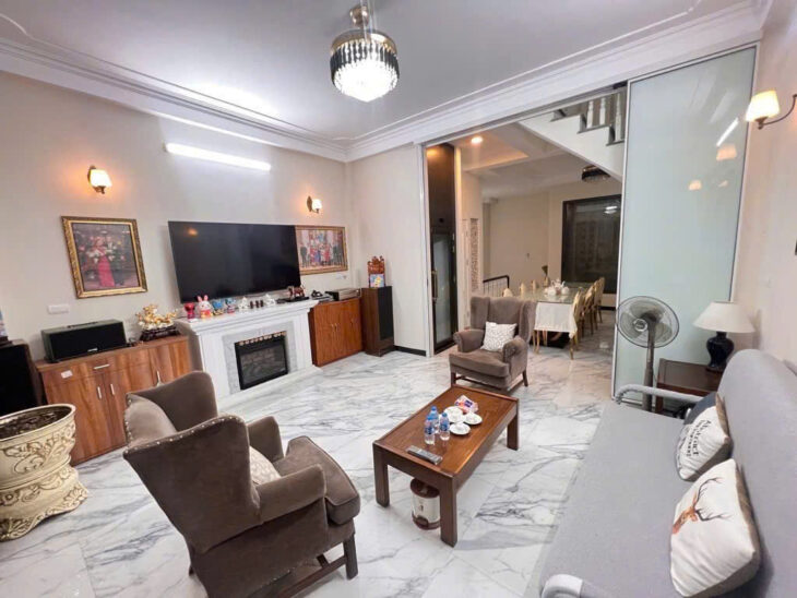BÁN NHÀ CẦU GIẤY – 55M² – 7 TẦNG – PHÂN LÔ – ÔTÔ VÀO NHÀ – KINH DOANH SẦM UẤT – 16.8 TỶ. 0968669247