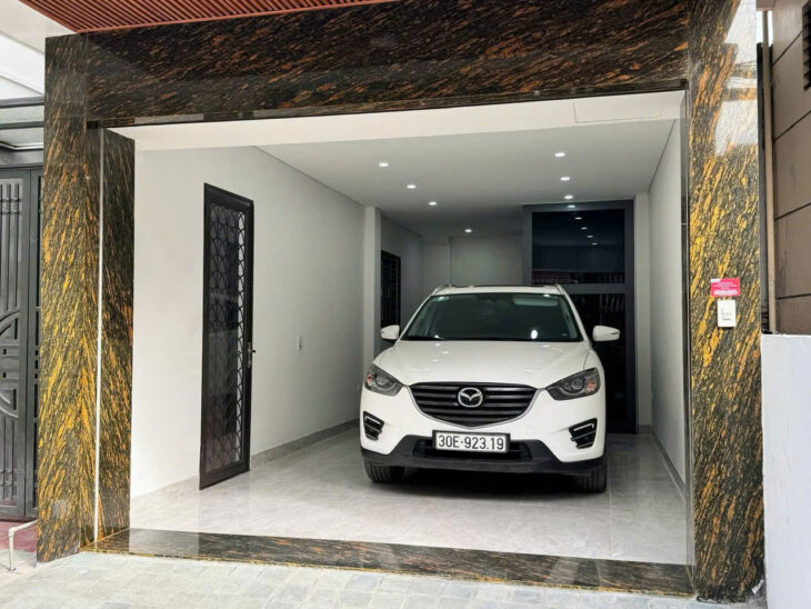 BÁN NHÀ TRẦN QUỐC HOÀN – 40M X 7 TẦNG – PHÂN LÔ – Ô TÔ TRÁNH – 2 MẶT THOÁNG – KINH DOANH – 15.5 TỶ
