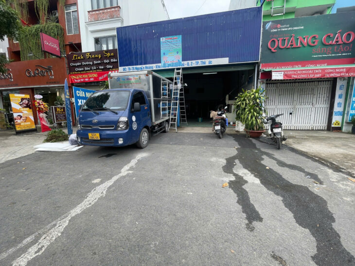 Quận 2 – Tp Thủ Đức ! Sang MB Nhà Xưởng mới đẹp có văn phòng ( DT : 8m x 25m ), lề đường 10m, Tel :