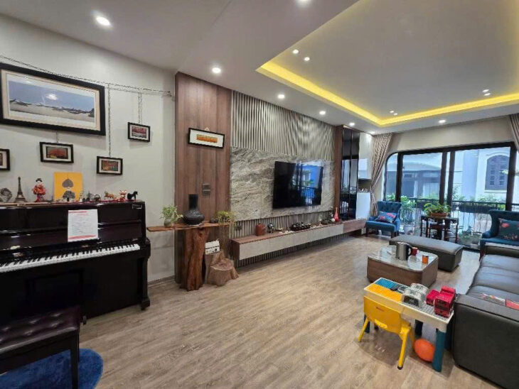 BÁN NHÀ VÕ CHÍ CÔNG – 58M² X 5 TẦNG, MẶT TIỀN 5M – PHÂN LÔ – Ô TÔ – GIÁ 13.2 TỶ