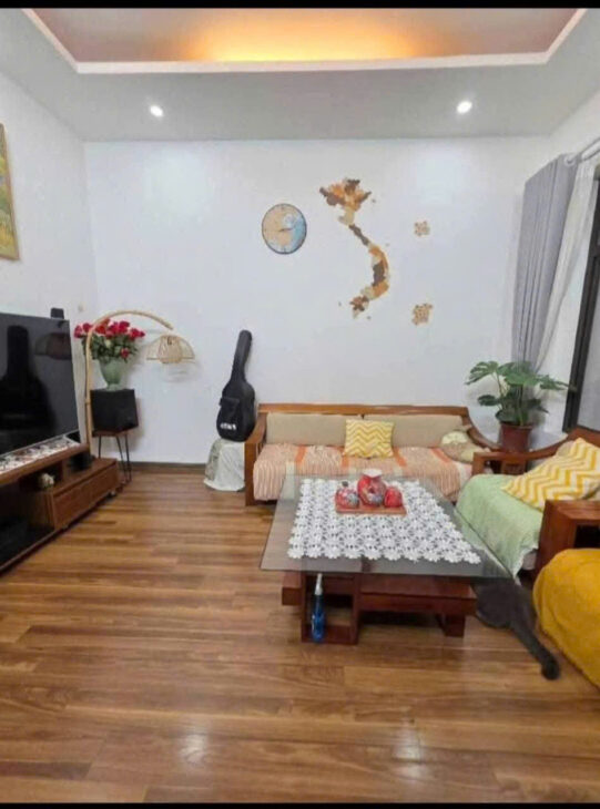BÁN NHÀ HOÀNG QUỐC VIỆT – 50M² X 5 TẦNG, MẶT TIỀN 5M – PHÂN LÔ – Ô TÔ TRÁNH – GIÁ 15.2 TỶ