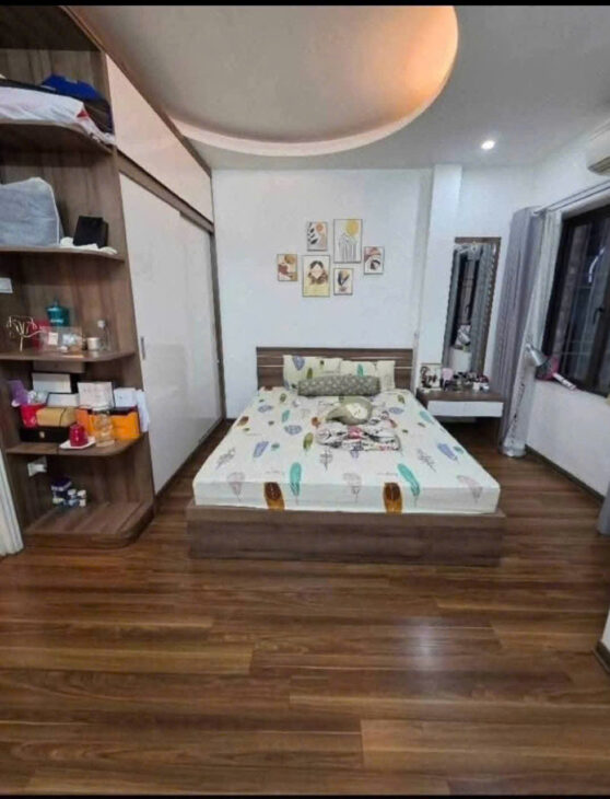 BÁN NHÀ HOÀNG QUỐC VIỆT – 50M² X 5 TẦNG, MẶT TIỀN 5M – PHÂN LÔ – Ô TÔ TRÁNH – GIÁ 15.2 TỶ