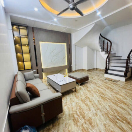 Giảm 500 triệu.Tôn Đức Thắng 36 m, 5 tầng 4 ngủ khép kín, vuông vắn, cách ô tô 5 m,ngõ 3 m, ban Giảm 500 triệu.Tôn Đức Thắng 36 m, 5 tầng 4 ngủ khép kín, vuông vắn, cách ô tô 5 m,ngõ 3 m, ban