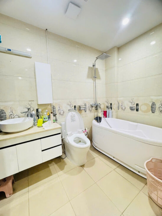 BÁN NHÀ KHU ĐÔ THỊ VĂN PHÚ – HÀ ĐÔNG, 50 M2, MẶT TIỀN 5,6 M, GIÁ 20 TỶ.