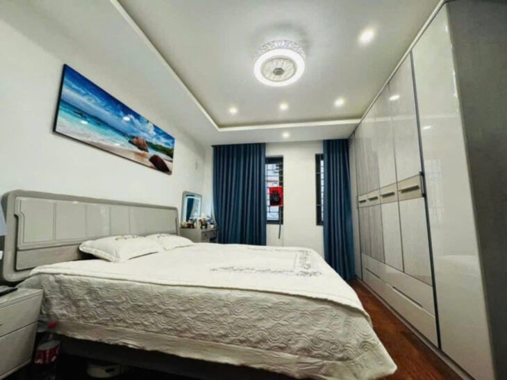 BÁN NHÀ LẠC LONG QUÂN – 50M² – 6 TẦNG – MẶT TIỀN 4.1M – NGÕ Ô TÔ TRÁNH – LÔ GÓC – GIÁ 12 TỶ