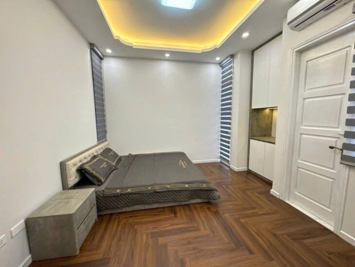 BÁN NHÀ CỔ NHUẾ – 50M² – 6 TẦNG THANG MÁY – MẶT TIỀN 5M – PHÂN LÔ – Ô TÔ – GIÁ 12 TỶ