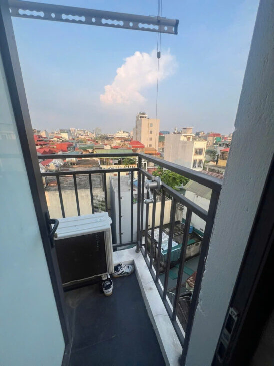 Bán tòa nhà Hào Nam – Căn hộ dịch vụ 8 tầng thang máy – 19 phòng full khách – Dòng tiền 130tr/tháng