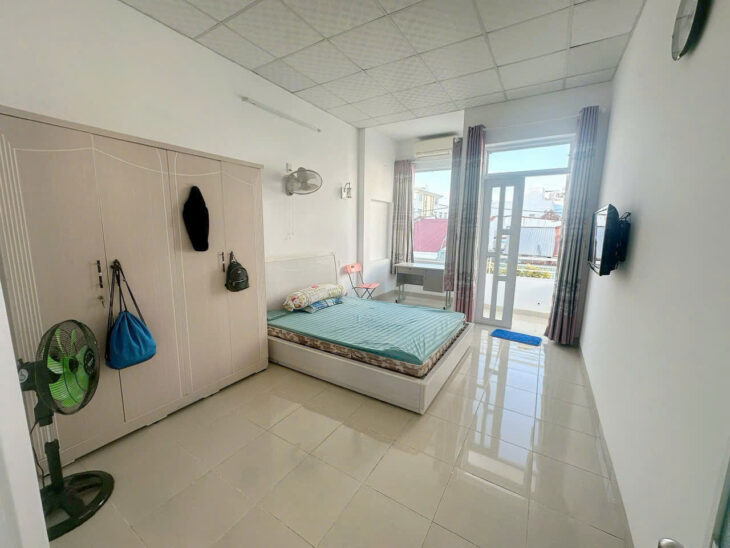 BÁN NHÀ TTTP 3 TẦNG HẺM TRƯƠNG ĐỊNH, PHƯỚC HOÀ, NHA TRANG