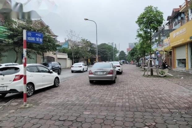 NHÀ ĐẸP SÀI ĐỒNG – THIẾT KẾ ĐẲNG CẤP – THANG MÁY – Ô TÔ TRÁNH – NGÕ THÔNG KINH DOANH