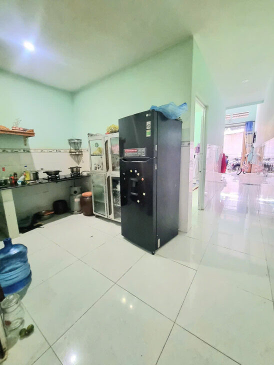 BÁN NHÀ DĨ AN -MỚI ĐẸP – KCN SÓNG THẦN – XE HƠI VÀO TẬN NHÀ -CHỈ 3.55 TỶ