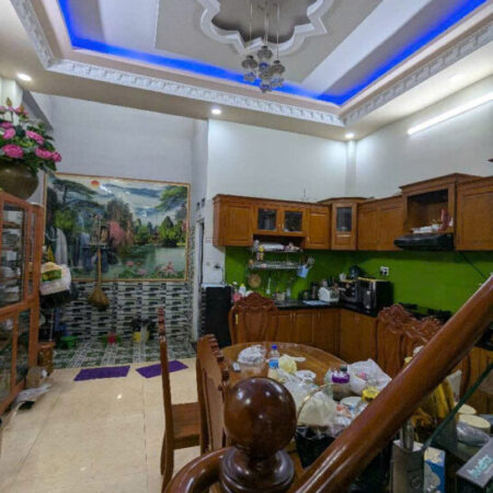 CHỦ BÁN NHÀ GẤP – GIẢM 200 TRIỆU – CHỈ CÒN 7,3 TỶ (CÒN TL) Nhà đẹp khu phân lô – Hẻm nhựa 8m – 1