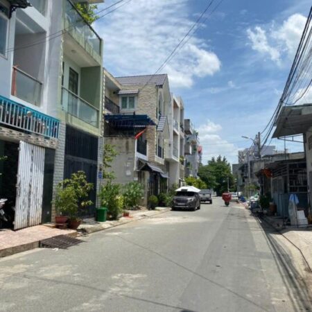 Nhà HXH Thông Tô Ngọc Vân, Ngay UBND Phường Tam Phú, Chợ Tam Hà, 6.2ty