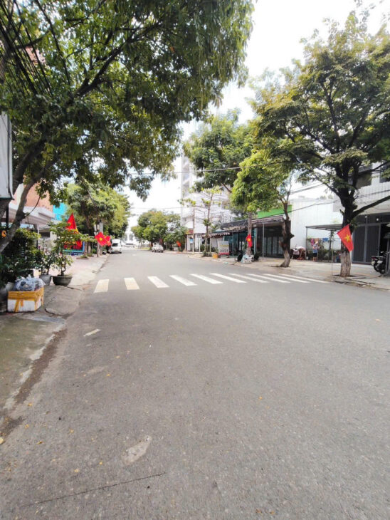 💼 MẶT TIỀN-LÔ GÓC LÊ ĐỘ – 2 TẦNG – DÒNG TIỀN ỔN – GIÁ 4.3 TỶ • Nhà 2 tầng kiên cố – hiện đang