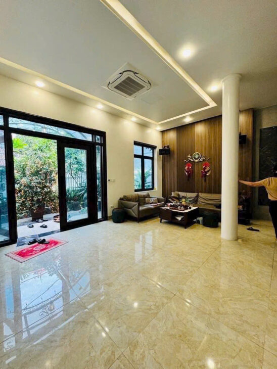 BÁN BIỆT THỰ LÔ GÓC 3 MẶT THOÁNG – 92m x 5 TẦNG, MT 8.4m – FULL NỘI THẤT CAO CẤP – CHỈ 17,X TỶ –