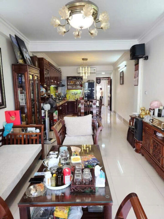 Kinh doanh đỉnh- Vỉa hè ô tô tránh, ngay chợ Lai Xá 68m2 – 5 tầng, giá 14.5 tỉ