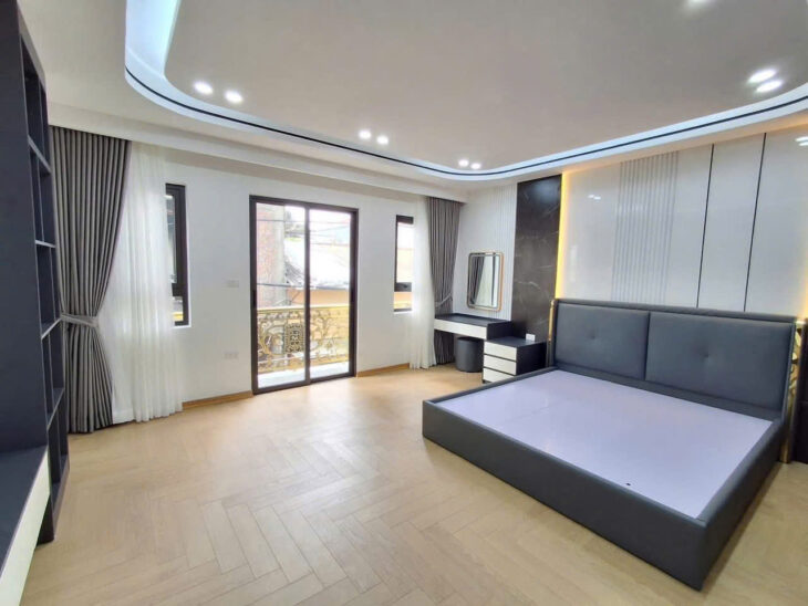 BÁN NHÀ PHÂN LÔ XUÂN LA, 55M² x 7 TẦNG THANG MÁY MT 4.5M – GIÁ 15 TỶ, Ô TÔ, KINH DOANH. 0968669247