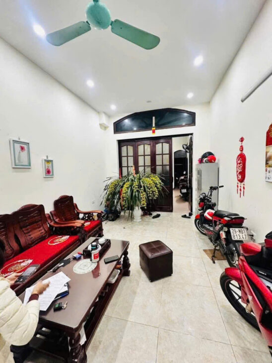 MẶT PHỐ MAI DỊCH – KINH DOANH SẦM UẤT – Ô TÔ TRÁNH – GẦN CHỢ ĐỒNG XA 58m, 23, 5 tỷ.