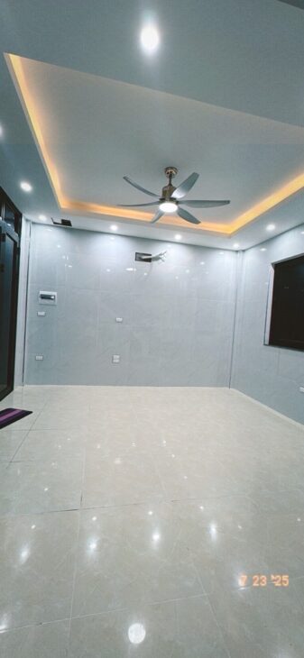 NHÀ ĐẸP Ở LUÔN-VĂN HƯƠNG, 4 TẦNG -DT 26M2 -MT 7.2m giá chỉ, 6.7 TỶ