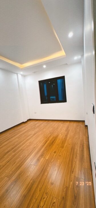 NHÀ ĐẸP Ở LUÔN-VĂN HƯƠNG, 4 TẦNG -DT 26M2 -MT 7.2m giá chỉ, 6.7 TỶ