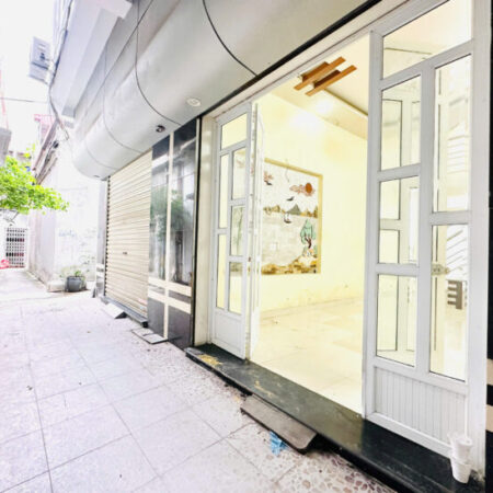 ĐÌNH ĐÔNG 3.5 TẦNG GIA CHỈ 2 TỶ BÌA ĐẸP.