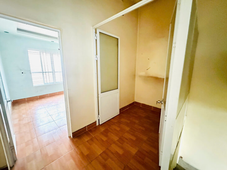 ĐÌNH ĐÔNG 3.5 TẦNG GIA CHỈ 2 TỶ BÌA ĐẸP.