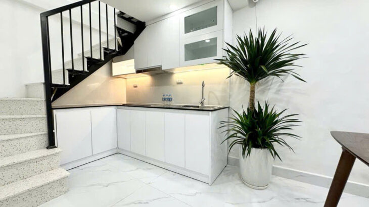 ĐỘI CẤN BA ĐÌNH GẦN PHỐ 2 MẶT NGÕ THOÁNG TRƯỚC SAU 4 TỶ 950