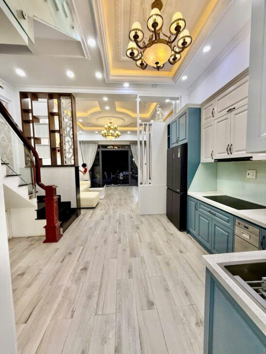 Nhà Đẹp Oto 8m Huỳnh Tấn Phát, Nhà Bè: 55m2, 4 Tầng, 4PN, Giá Chỉ 6.9 Tỷ,