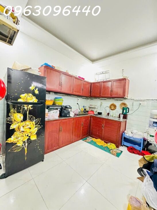 *Nhà Ngõ Huỳnh Tấn Phát, Q7: 3PN, 2WC, 3 Tầng, Sổ Đỏ, Giá Tốt Nhất Khu Vực