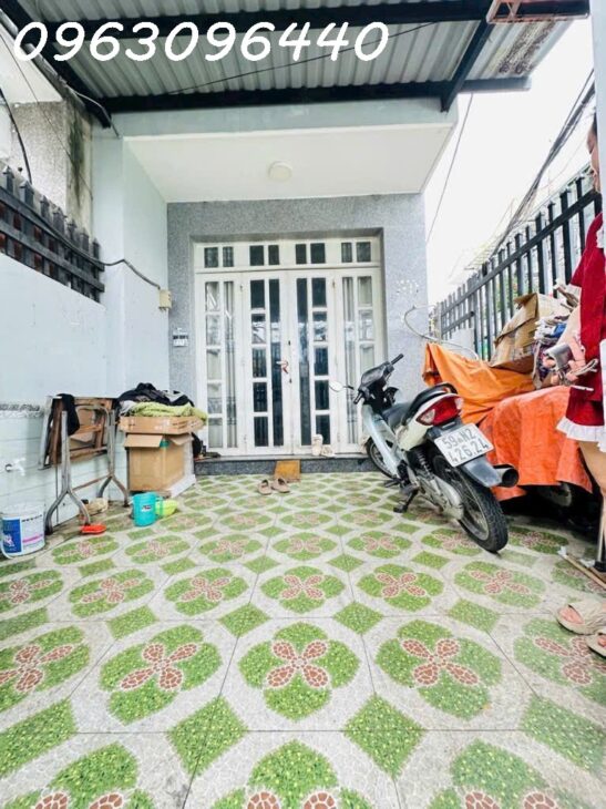 *Nhà Ngõ Huỳnh Tấn Phát, Q7: 3PN, 2WC, 3 Tầng, Sổ Đỏ, Giá Tốt Nhất Khu Vực