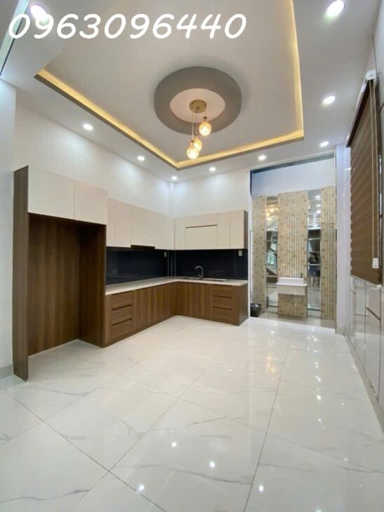 Bán nhà VIp Huỳnh Thị Đồng Nhà Bè Đường 20m Nhà 4 Tầng