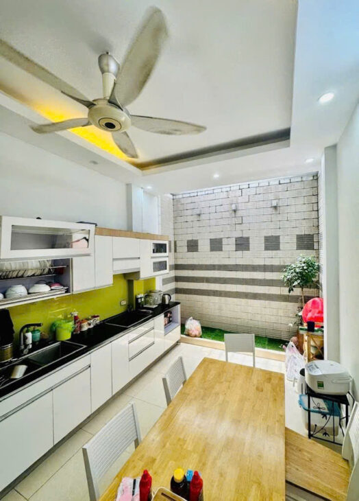 BÁN NHÀ GIẢNG VỎ – PHÂN LÔ – GARA OTO – DT60M2X5T – 18.8 TỶ
