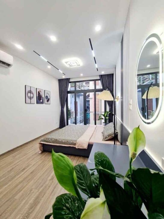 ĐỘI CẤN NHÀ MỚI ĐẸP 4 TẦNG FULL NỘI THẤT GIÁ 9 TỶ 250